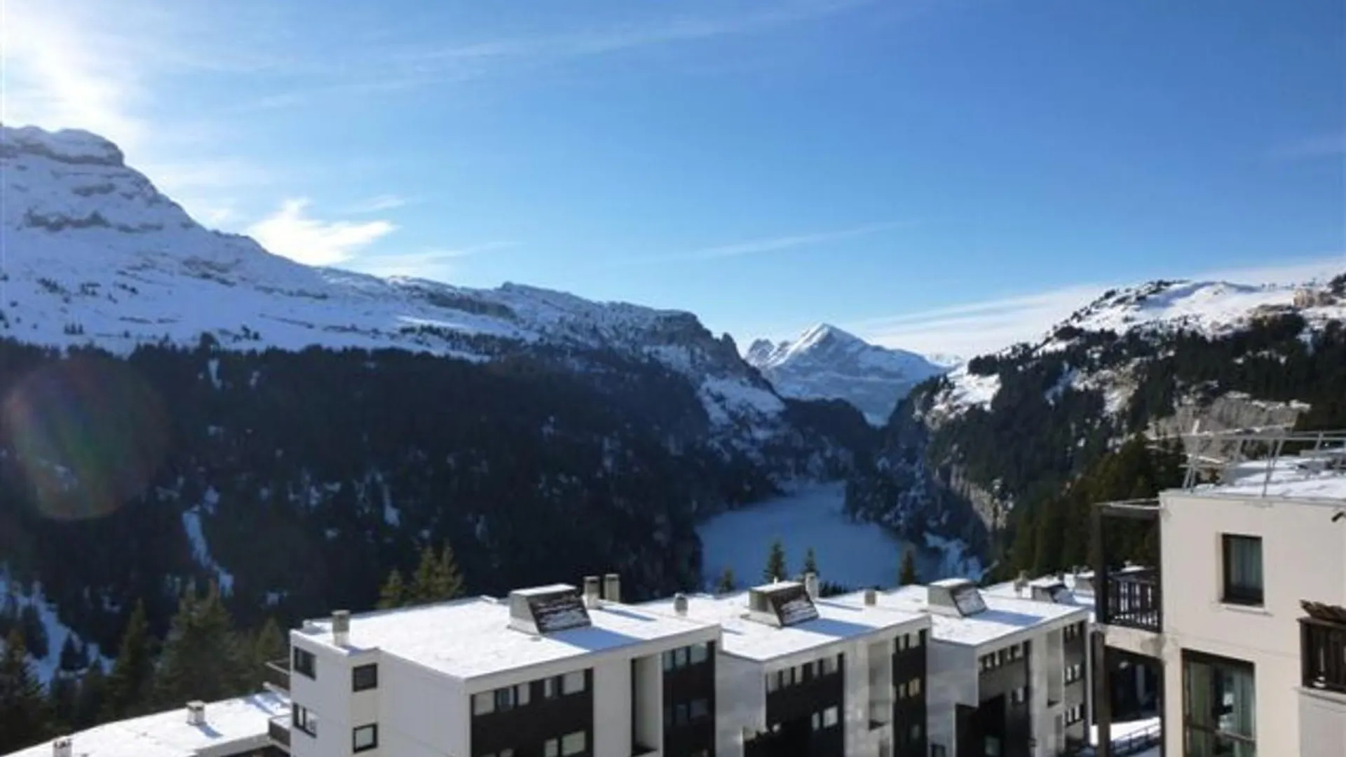 Appartement 2 Pieces Skis Aux Pieds Avec Piscine Et Spa - Fr-1-425-232 Araches-la-Frasse 0*,  France